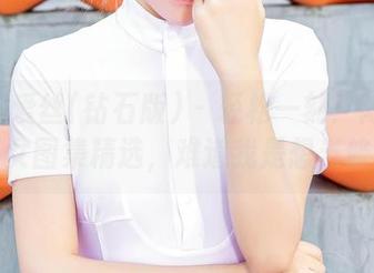 AISS爱丝(钻石版) - 轻松一刻：陈雅漫的修女图集精选，难道我是想当修女？