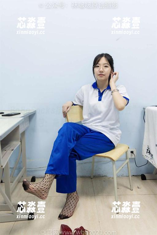 BoBoSocks袜啵啵-小甜豆 BoBoSocks袜啵啵 - 精选“小甜豆”图包:拖鞋也能拍成大片?
