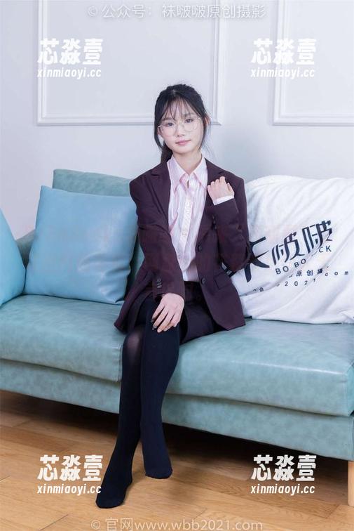 BoBoSocks袜啵啵 - 原来“甜甜圈”也敢出肉丝写真，网盘上的花絮看后让人无言以对。