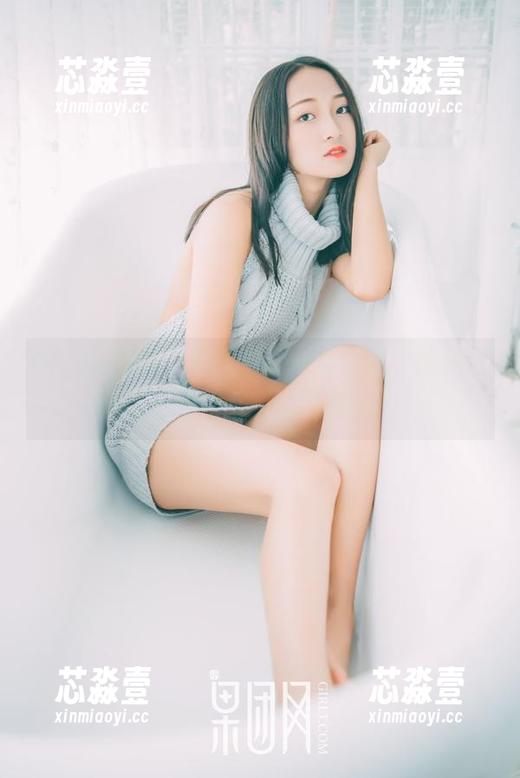 GIRLT果团网 - 吊带是一种态度，陈雅漫全套图包显然在说“看我！”