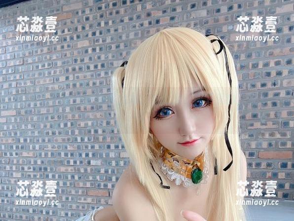 KuukoW的女神写真合集：光影间，真真假假，难辨是梦？