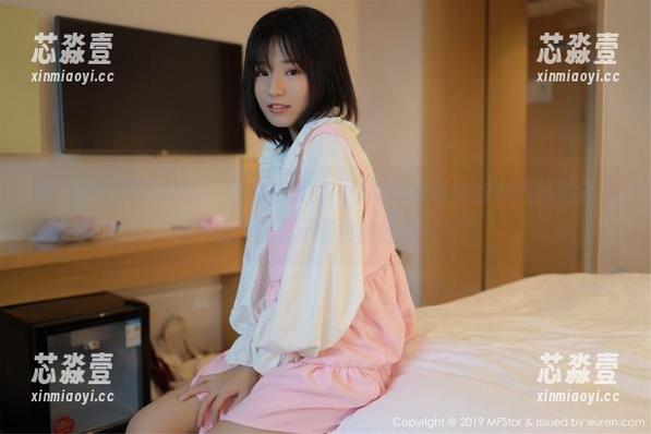 MFStar模范学院 - 看这张原图，小奶瓶呜呜的甜心气质满分，心中暗想我是不是也该尝试一下？