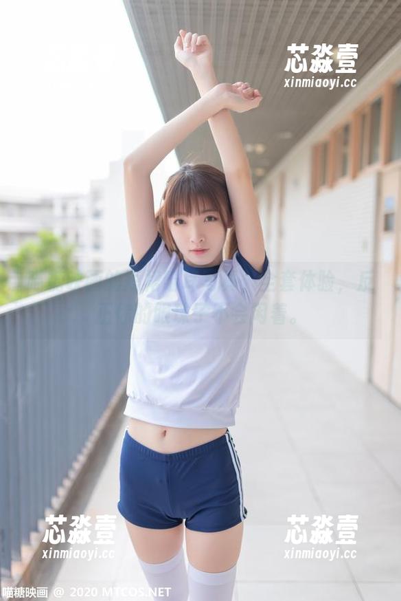 喵糖映画的短裙喵耳写真，全套体验，反正你的眼珠子不会闲着。