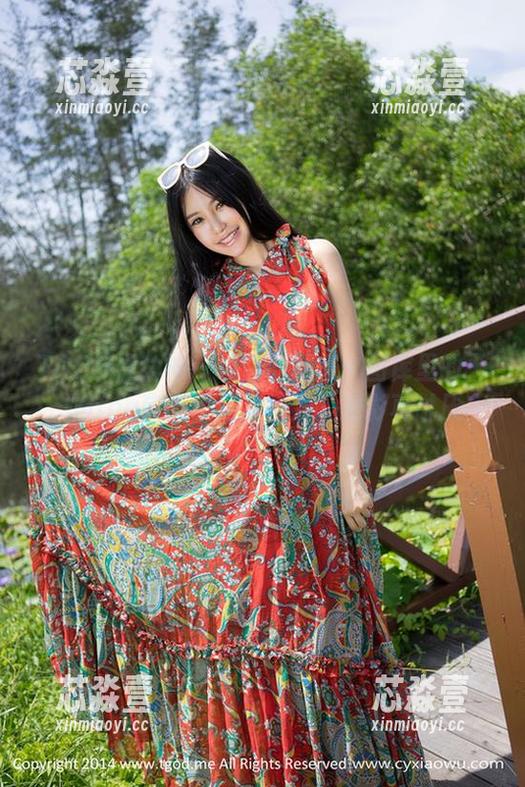TGOD推女神-于姬Una TGOD推女神 - 纯白的诱惑:图库里的于姬Una完全不需要特效,光影真讨厌