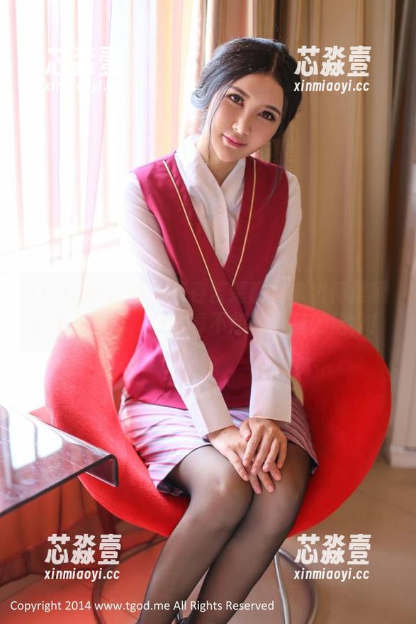 TGOD推女神 - 库存苦逼翻包拿出何晨曦的温柔写真，一看真不想停下有效治疗！
