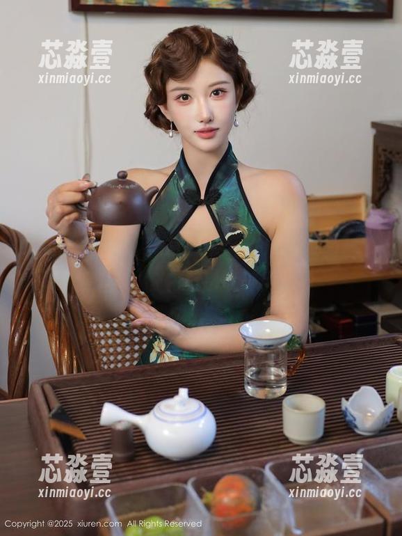 Xiuren秀人网 - Candy糖糖在家的样子，居然也能拍出这种美图？