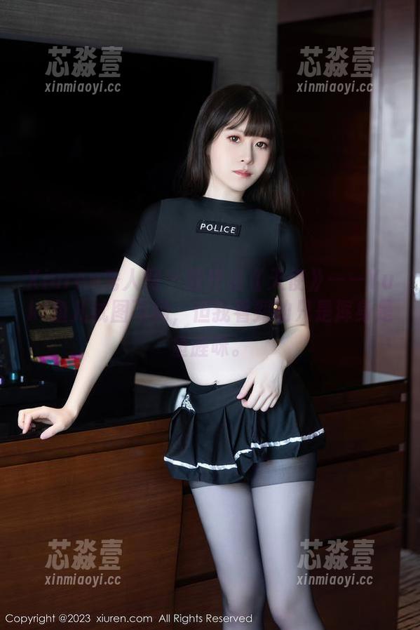 Xiuren秀人网 - 原作品《天使》——Yuki鱼儿试图飞翔，但我看到的只是浑身是鱼腥味。