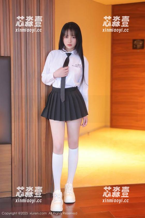 Xiuren秀人网 - 高清图集变身，跟着是小逗逗一起奶牛日常好欢乐！