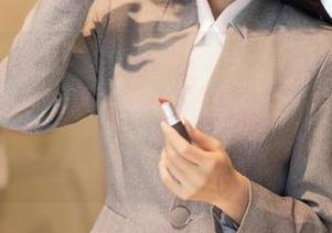 Xiuren秀人网 - 资源大揭秘！陆萱萱cecillia的豹纹私拍没想到竟然让我天天想“打翻”！