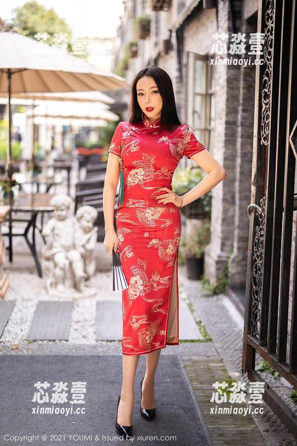 YouMi尤蜜荟 - 欧阳LuLu的美图大眼瞪睁，我的心却只盯着她的美脚