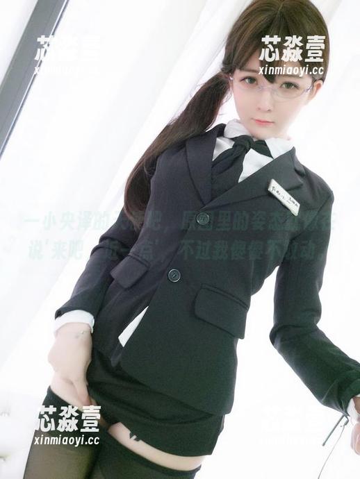 一小央泽的天使吧，原图里的姿态就像在说'来吧，近一点'，不过我傻傻不敢动。