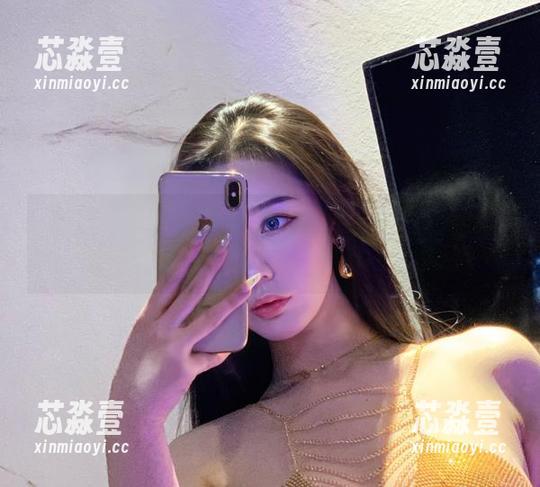 微密圈 - 资源不存在的芭托，不爱笑的赛琳的黑丝连体让我开始思考，穿搭的底线在哪里？