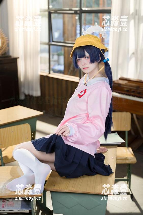 九柒喵化身空姐在线资源，是在航班上演绎服务态度吗？