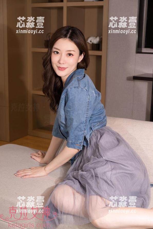 克拉女神 - YOYO眼镜壁纸：这是一场视觉的“别扭”聚会！