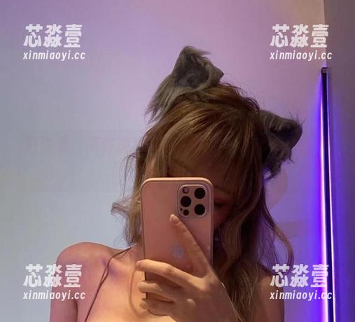 只许看，不许说！下载“啾小妍”的短裙图集吧！