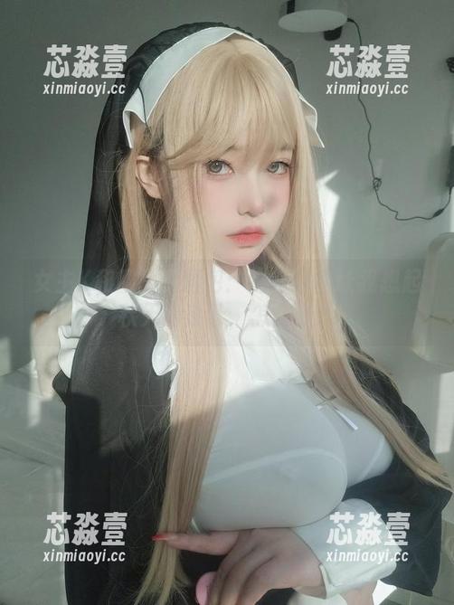 女主K和服分享图包：这些颜色让我想起秋天的落叶，怎么办？