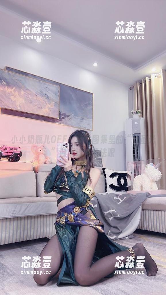 小小奶瓶儿OFF：黑白图集里的“无圣光”躲不过我的法眼