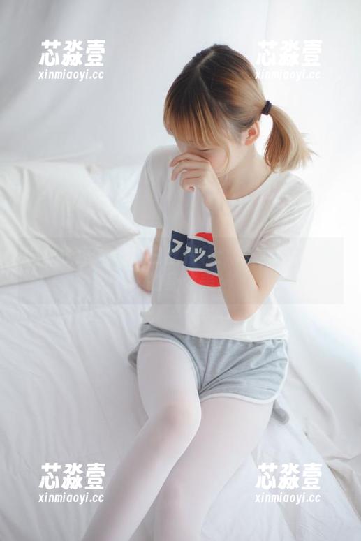 少女秩序 - 鹿可白丝特辑：透过无圣光看的身体美
