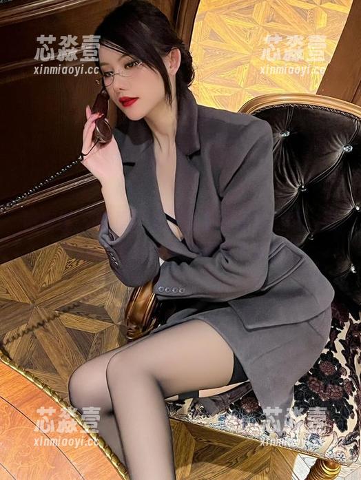 就是阿朱啊 微密圈 - 就是阿朱啊的毛衣福利原图,没事翻翻,这波养眼不要太过瘾。