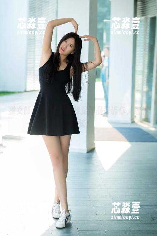 推女郎-Yu佳妮 推女郎 - Yu佳妮用裸足作品告诉你,细节出奇迹!