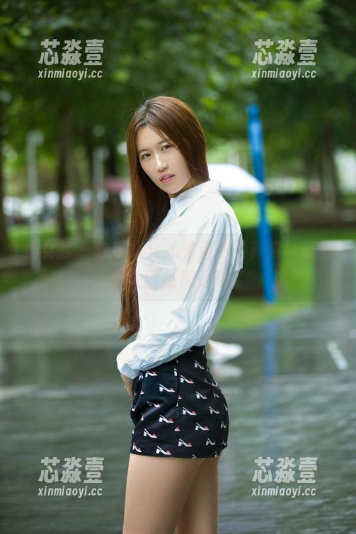 推女郎 - 分享胡允儿的清纯写真集，颜值和画面感都是绝了
