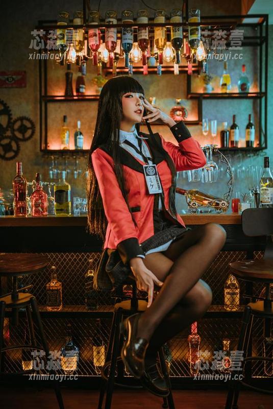 源纱希喵喵喵的私拍香车美人合集——每一张都是对我的沉默打击，感觉我是一颗小土豆。