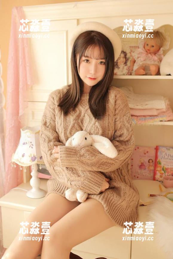 最新套图，猫九酱在沙漠被风吹得飘飘欲仙…还是被沙子打脸？
