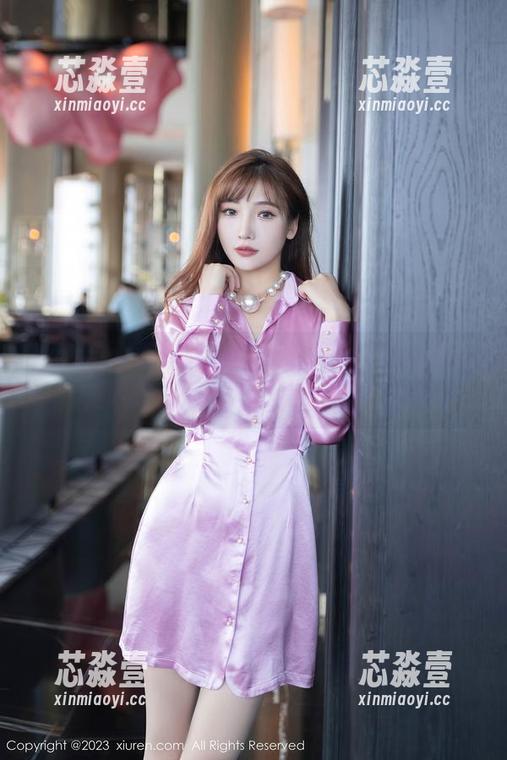 秀人网-奶油妹妹 秀人网 - 双人萌态:奶油妹妹和她的影子,双份高清,尽在这张图片里!