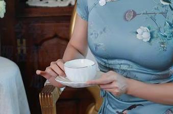 秀人网 - 今年夏天，陈雅漫VICKY的泳衣合集，现在就是你偶像，就来欣赏一下“心累”的水花吧！