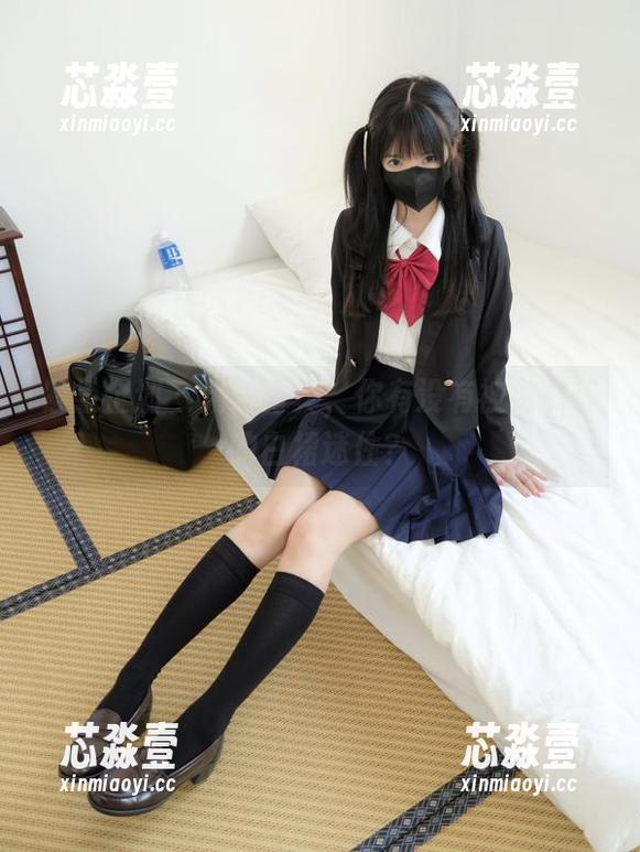 紧急企划 - 精选写真，你有没有被林书辞的白裙迷住？