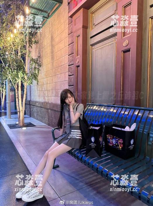 腐团儿Ikaros 腐团儿Ikaros来为大家送上霞之丘诗羽Cos合集,准备好你的赞美了吗?
