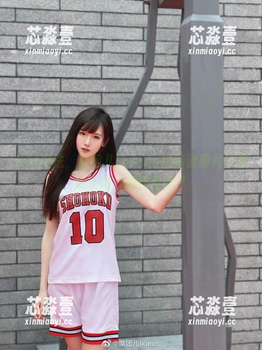 腐团儿Ikaros 长腿魔法,腐团儿Ikaros在高清图片中随意变换,腿都傻眼了