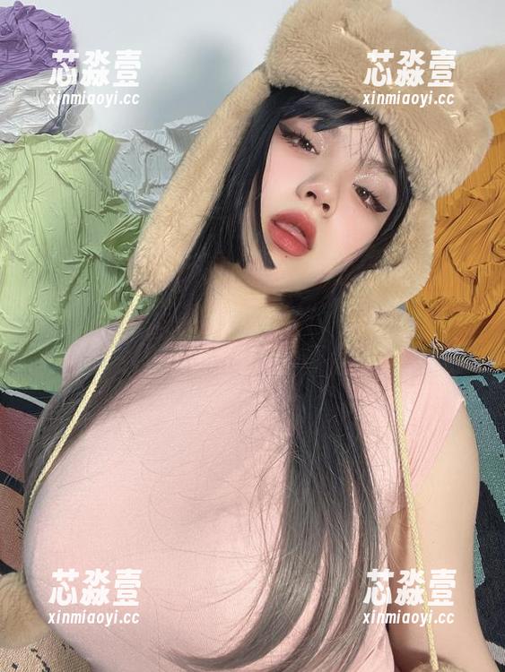 微密圈 - 一卷葱油饼er的私拍合集，蓝宇黑原来是这种“味道”！