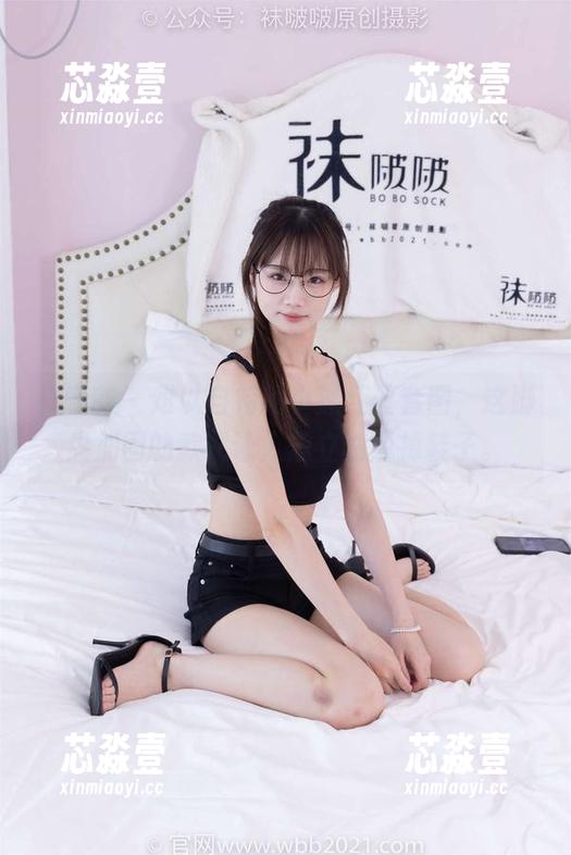 袜啵啵 - 难以自持的小沫红丝套图，这脚尖加固的款式让人想立刻脱掉鞋子。