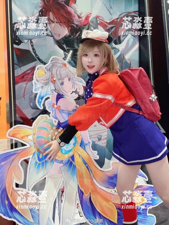 当女孩与cos相碰撞，阳炎型小菠萝超乎你想象的作品！